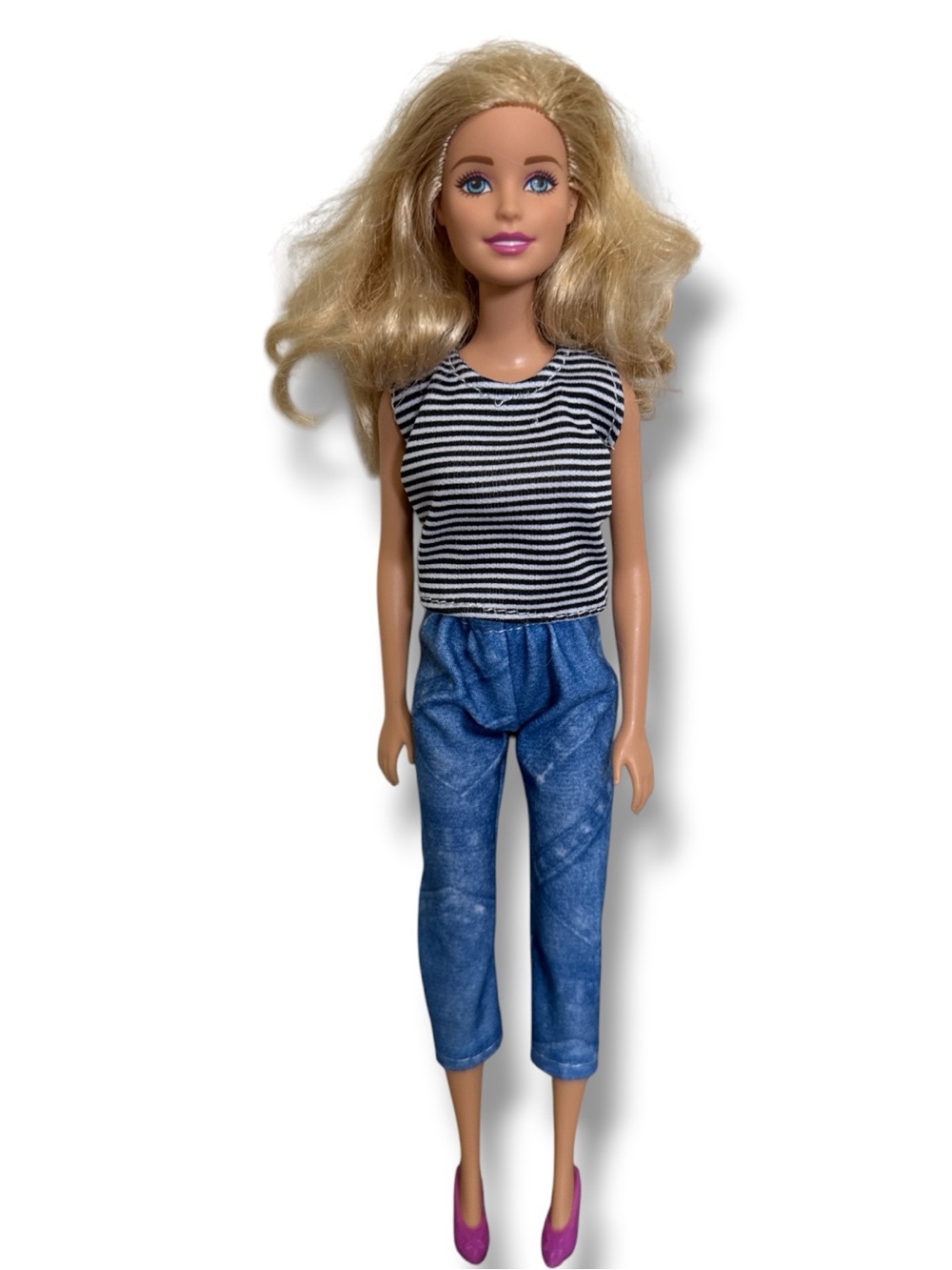 Mattel Barbie Fashionistas #37 Everyday Chic Curvy Blonde Doll Striped Top Denim